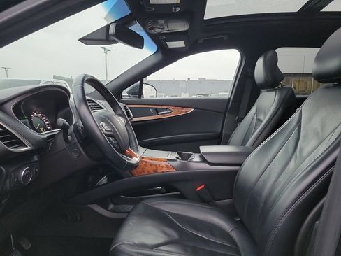 Used 2018 Lincoln MKX Reserve w/ Lincoln MKX Climate Package image 16