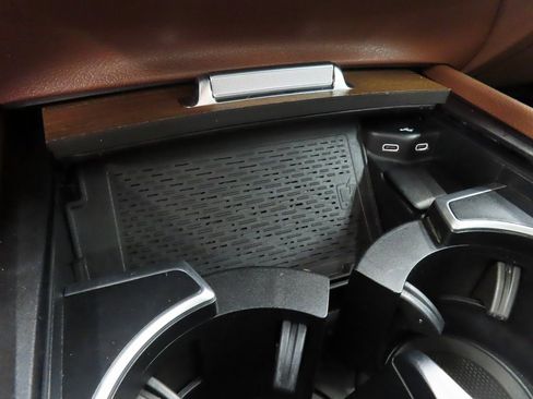 Used 2024 Mercedes-Benz GLE 350 4MATIC image 59