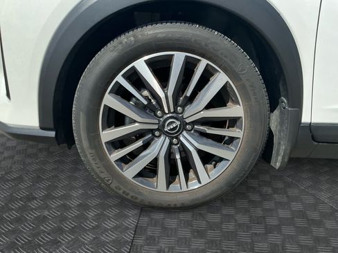 Used 2023 Nissan Kicks SV FWD image 12