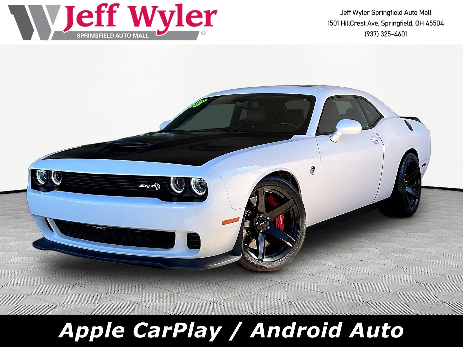 Used 2018 Dodge Challenger SRT Hellcat RWD image 1