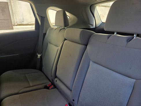 Used 2015 Honda CR-V LX image 4