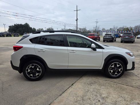 Used 2019 Subaru Crosstrek 2.0i Premium image 8