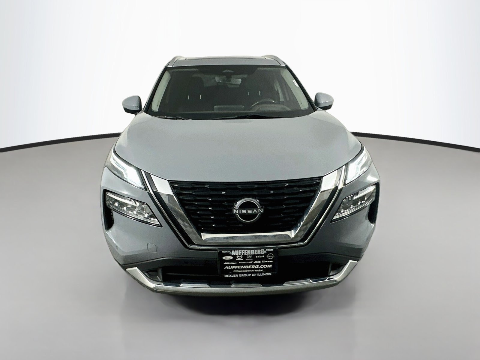 Used 2023 Nissan Rogue Platinum w/ Platinum Premium Package AWD/4WD image 2