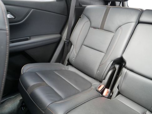 Used 2022 Chevrolet Blazer Premier w/ Enhanced Convenience Package AWD/4WD image 12