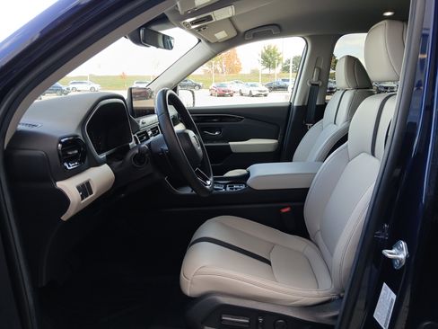 Used 2026 Honda Passport RTL image 8