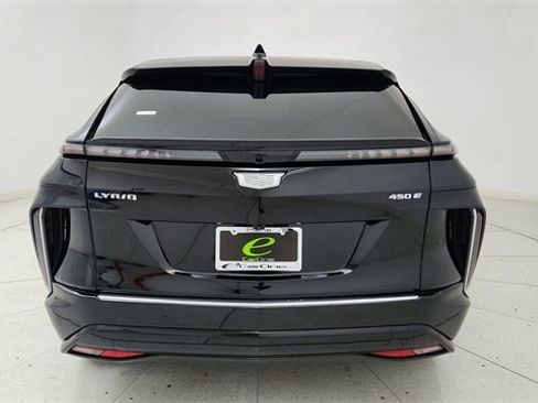Used 2025 Cadillac Lyriq Luxury image 5