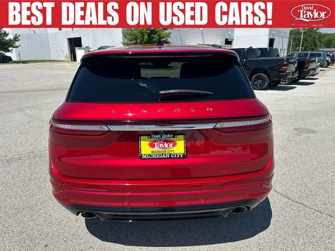 Used 2023 Lincoln Corsair Reserve w/ Jet Appearance Package AWD/4WD image 4