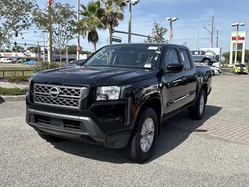 Certified 2022 Nissan Frontier SV w/ Technology Package AWD/4WD image 8