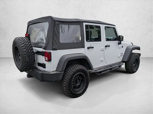 Used 2016 Jeep Wrangler Unlimited Sport image 5
