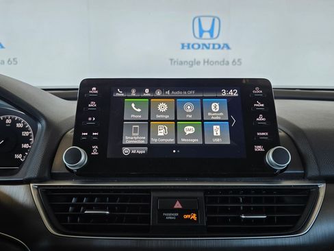 Used 2022 Honda Accord LX image 12