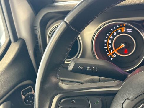 Used 2020 Jeep Wrangler Sport image 28