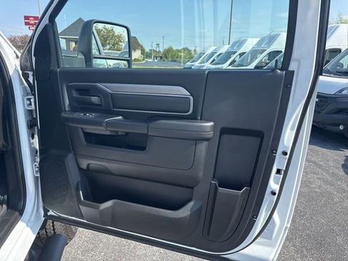 Used 2025 RAM 2500 Tradesman w/ Safety Group image 15