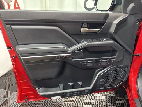 Used 2024 Toyota Tacoma image 21