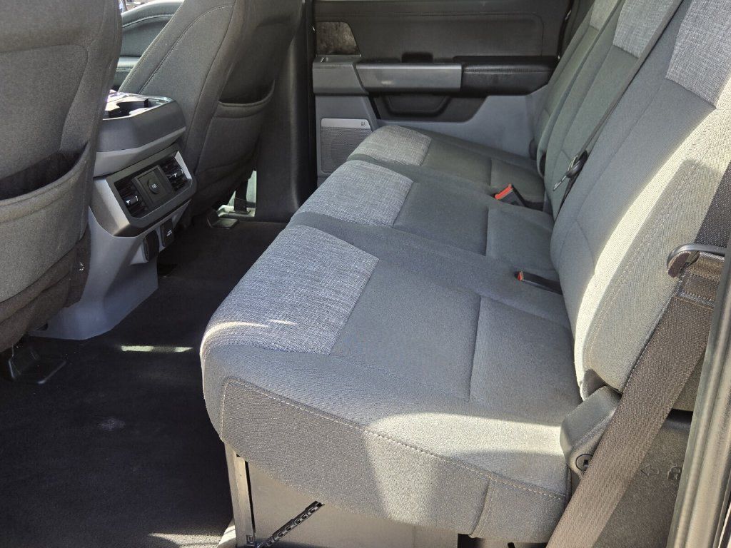 Used 2023 Ford F250 XLT w/ XLT Premium Package AWD/4WD image 12