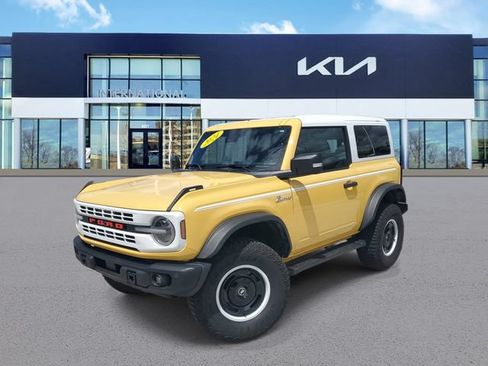 Used 2024 Ford Bronco Heritage Edition AWD/4WD image 1
