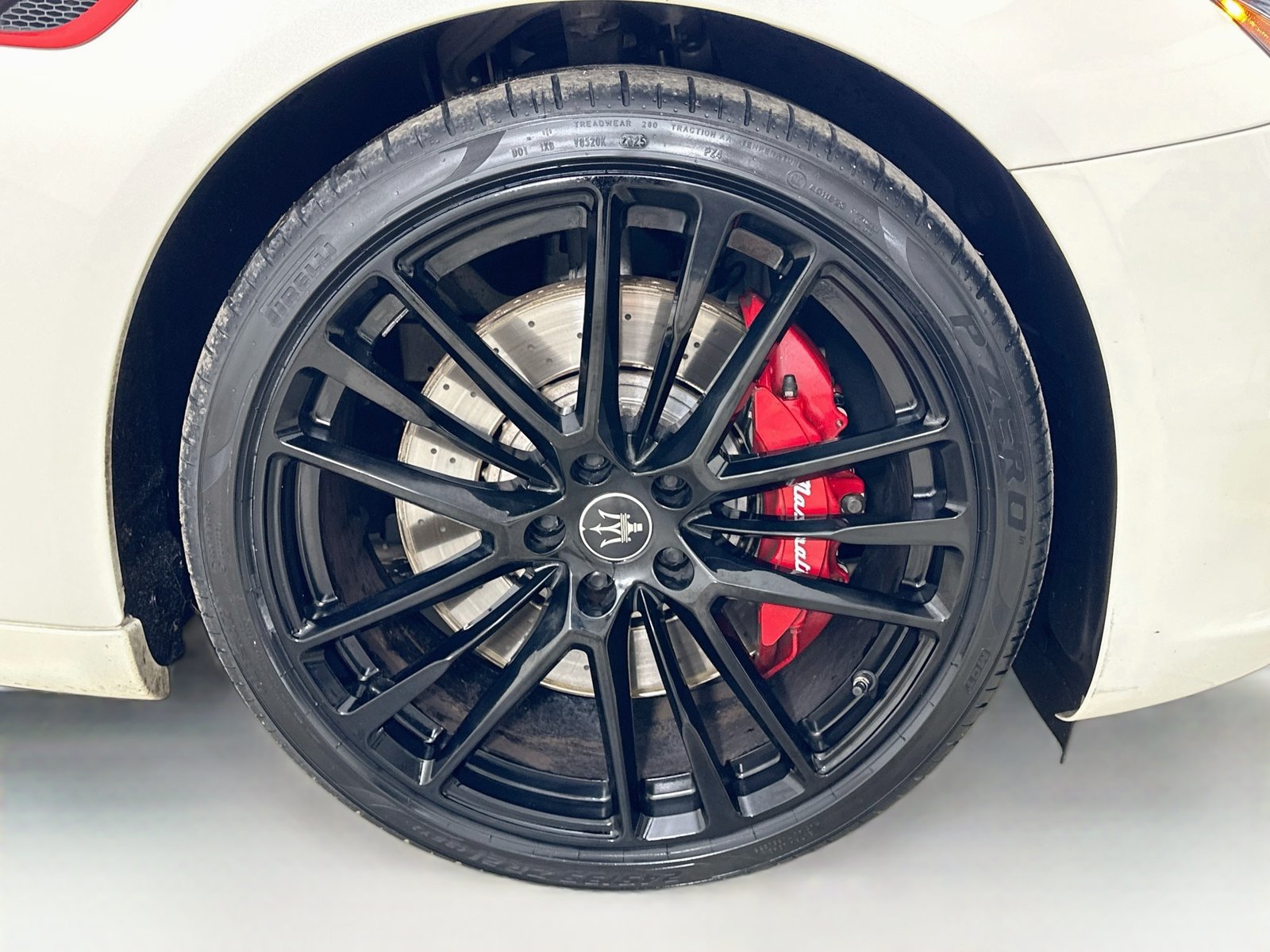 Used 2021 Maserati Quattroporte Trofeo RWD image 11