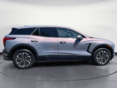 Used 2024 Chevrolet Blazer EV LT AWD/4WD image 8