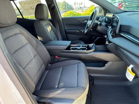 New 2026 Chevrolet Equinox LT w/ LPO, Floor Liner Package image 14