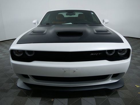 Used 2016 Dodge Challenger SRT Hellcat image 3