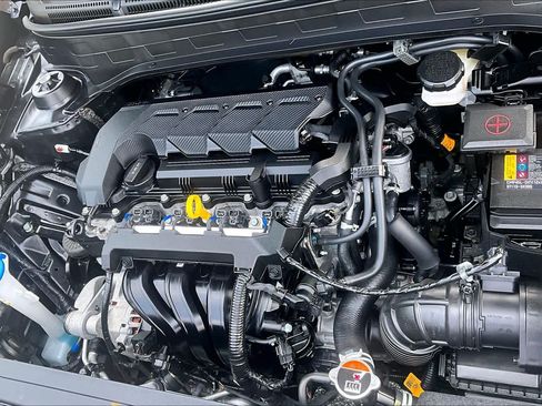 Used 2025 Hyundai Venue SEL FWD image 32