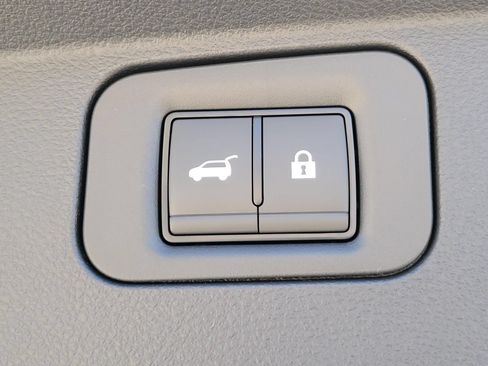 New 2026 Nissan Armada SL w/ Captain's Chari Seat Package AWD/4WD image 13