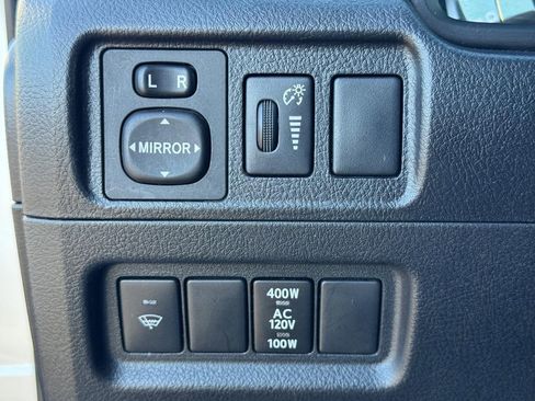 Used 2017 Toyota 4Runner SR5 image 21