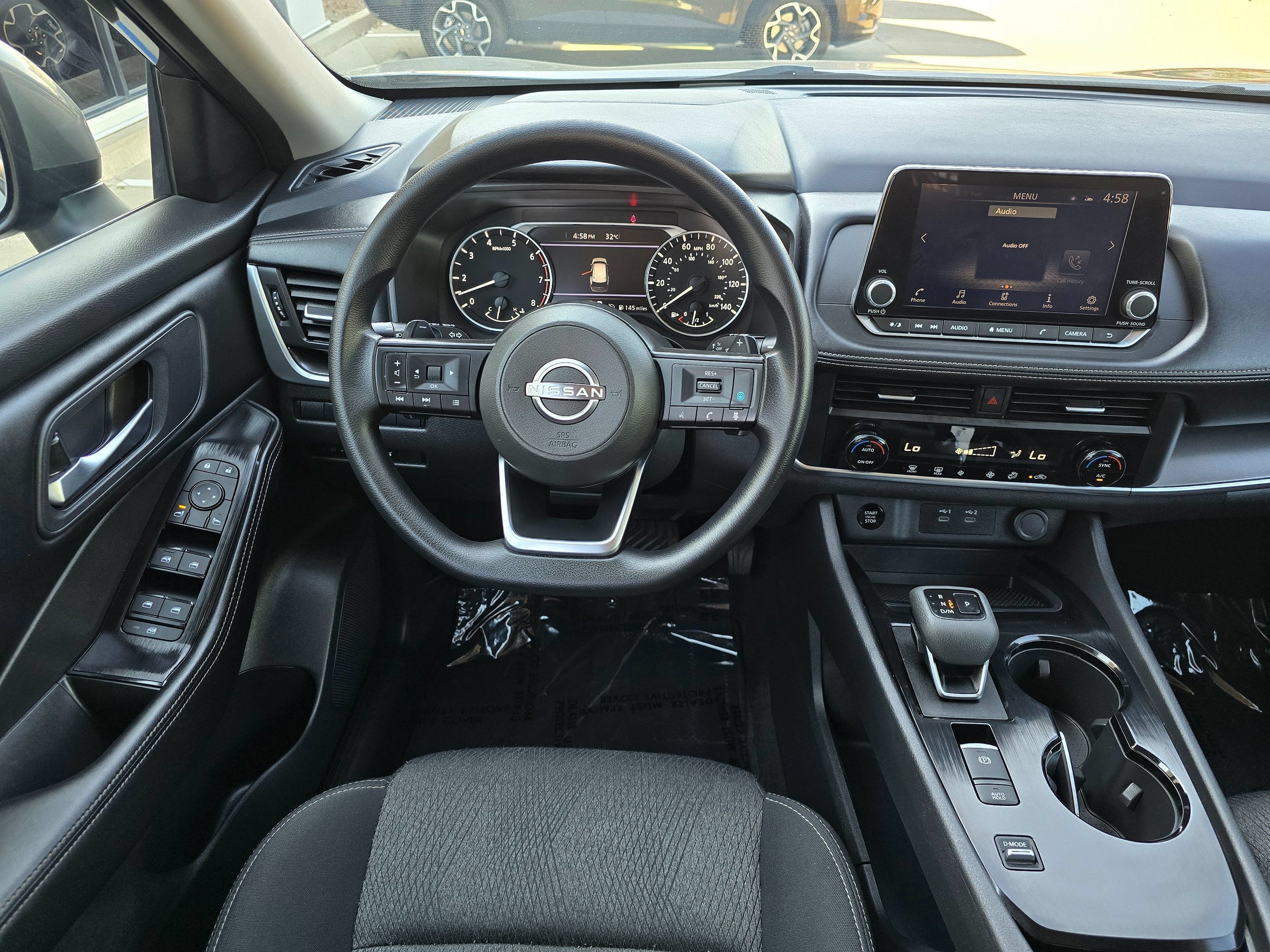 Used 2024 Nissan Rogue SV FWD image 25