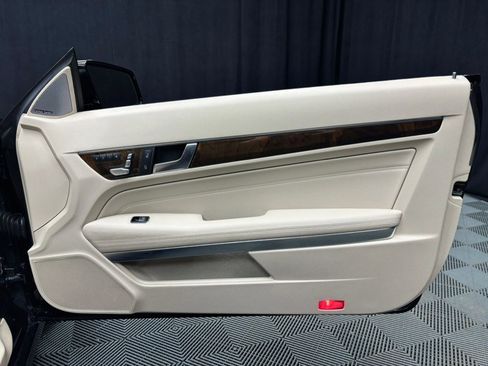 Used 2014 Mercedes-Benz E 350 4MATIC Coupe image 23