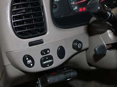 Used 2006 Toyota Tundra SR5 RWD image 10