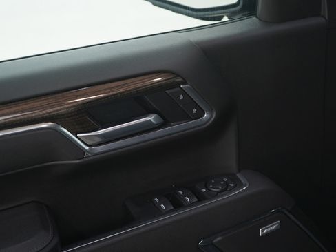 Used 2025 Chevrolet Silverado 1500 LT Trail Boss w/ LT Trail Boss Premium Package image 20