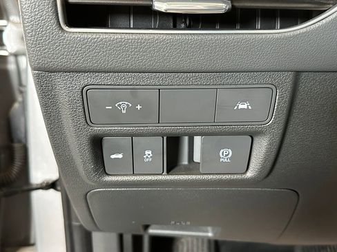 Used 2023 Hyundai Sonata Limited image 18