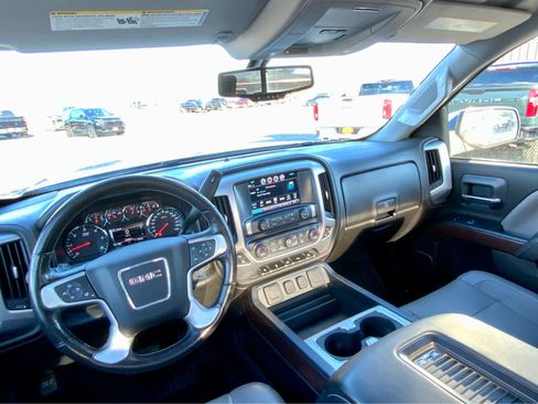 Used 2018 GMC Sierra 1500 SLT w/ SLT Preferred Package image 34