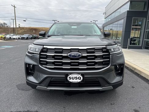 New 2026 Ford Explorer Active w/ Active Comfort Package image 2