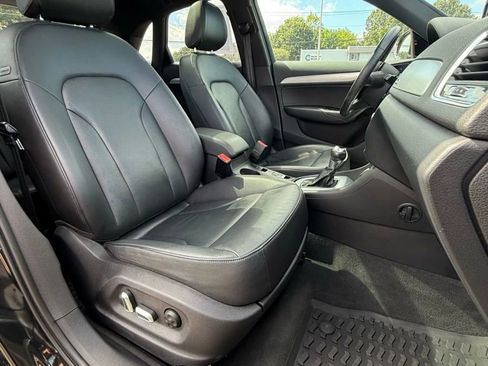 Used 2016 Audi Q3 2.0T Prestige w/ Prestige Package image 15