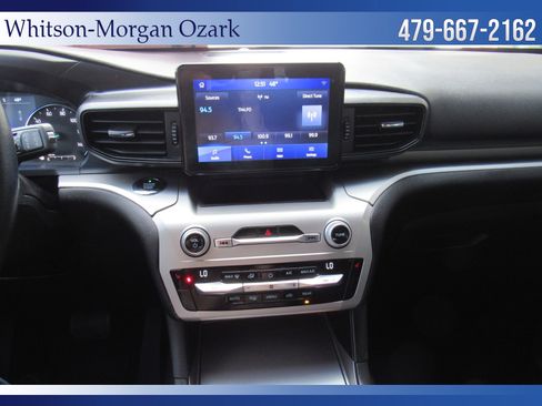 Used 2021 Ford Explorer XLT image 39