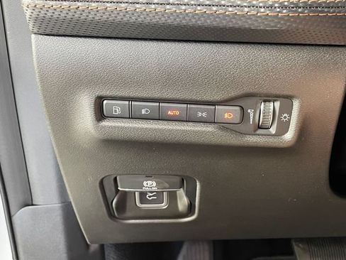 New 2026 Jeep Cherokee Limited AWD/4WD image 11