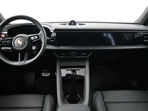 New 2026 Porsche Macan 4S Electric image 9