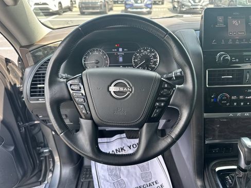 Used 2022 Nissan Armada Platinum w/ Captain's Chairs Package RWD image 17