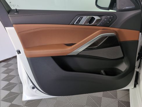 New 2026 BMW X6 M60i image 10