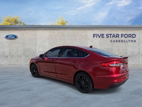 Used 2019 Ford Fusion SE w/ Equipment Group 151A image 6