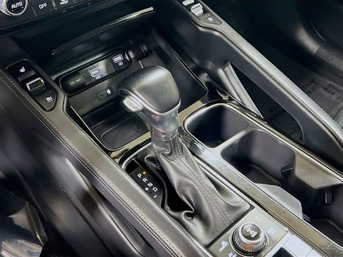 Used 2022 Kia Telluride EX w/ EX Premium Package image 17