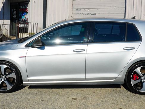 Used 2016 Volkswagen GTI Autobahn image 3