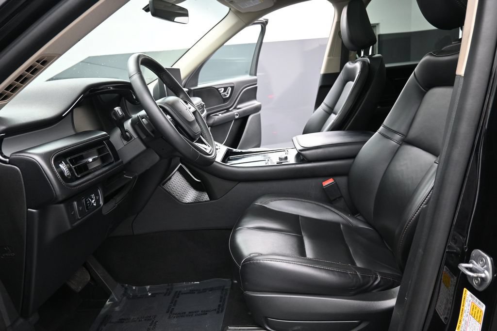 Used 2022 Lincoln Aviator AWD w/ Premium Package image 10