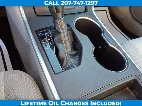 Used 2017 Toyota Camry LE image 17