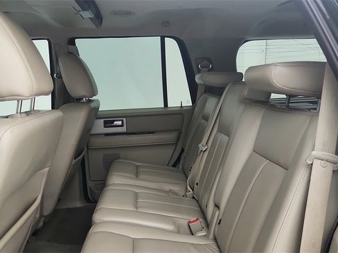 Used 2010 Ford Expedition Limited image 23