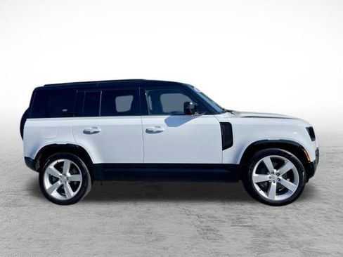 Used 2022 Land Rover Defender 110 X-Dynamic HSE AWD/4WD image 4