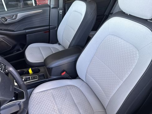 Used 2024 Ford Escape Active w/ Tech Pack #1 image 18