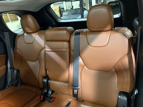 Used 2019 Jeep Cherokee Overland w/ Technology Group image 33