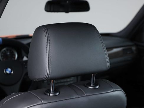 Used 2011 BMW M3 Sedan image 88