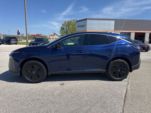 Used 2025 Nissan Murano SV AWD/4WD image 6
